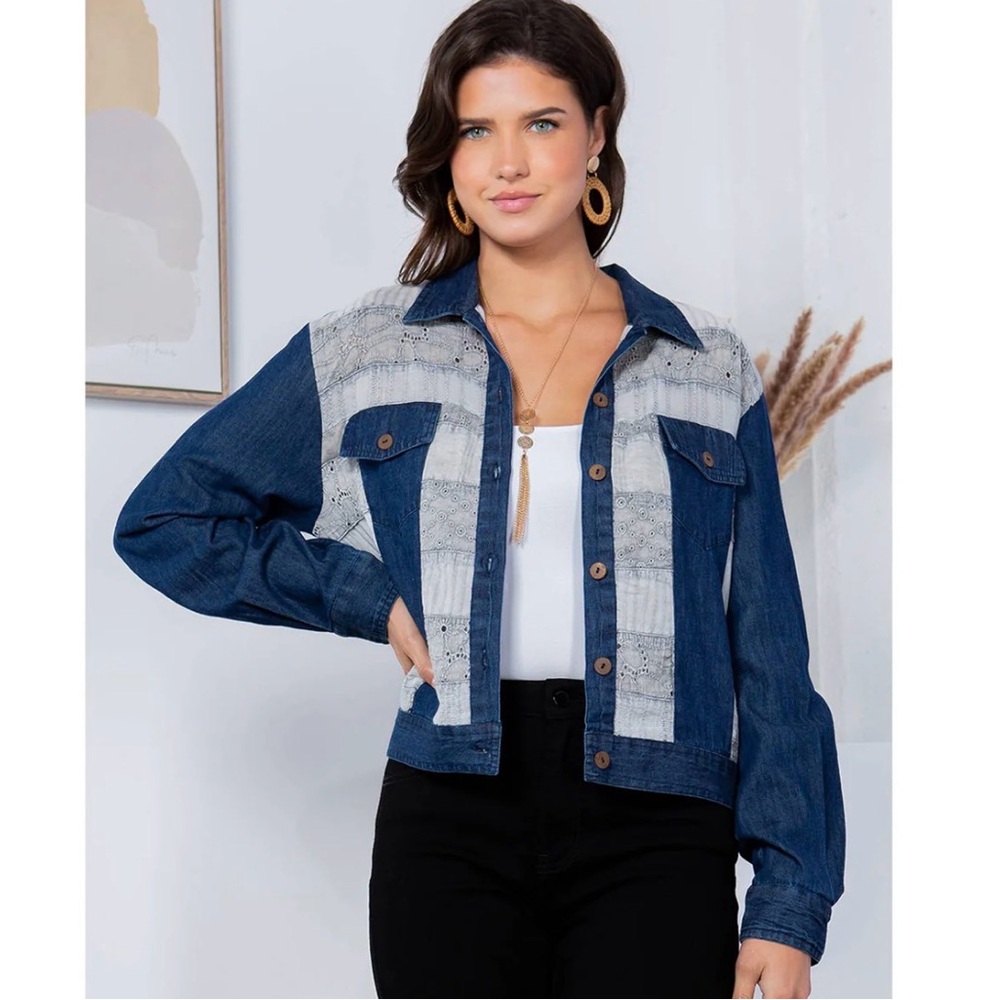 Young Threads Boho Boutique Cropped Denim Button Top/Jacket Size L NWT